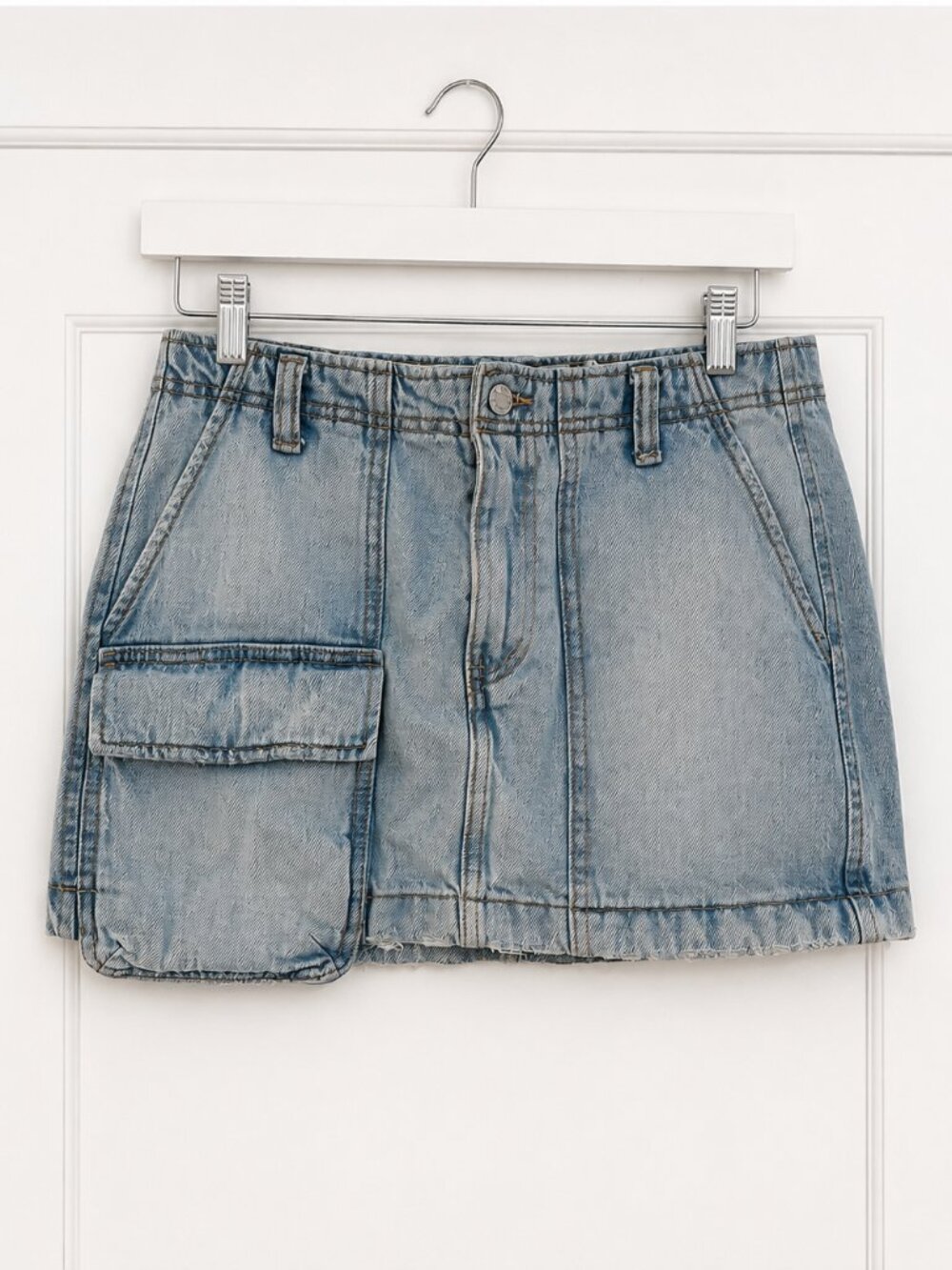 Zara mini cargo skirt